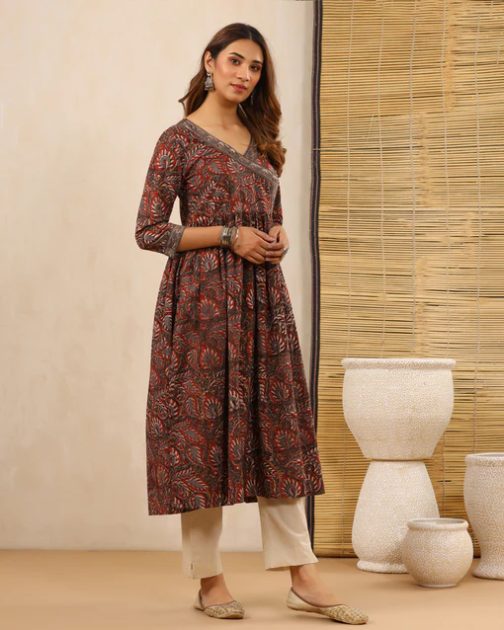 Red Dabu Hand Block Printed Cotton Gathered Kurti - Image 5